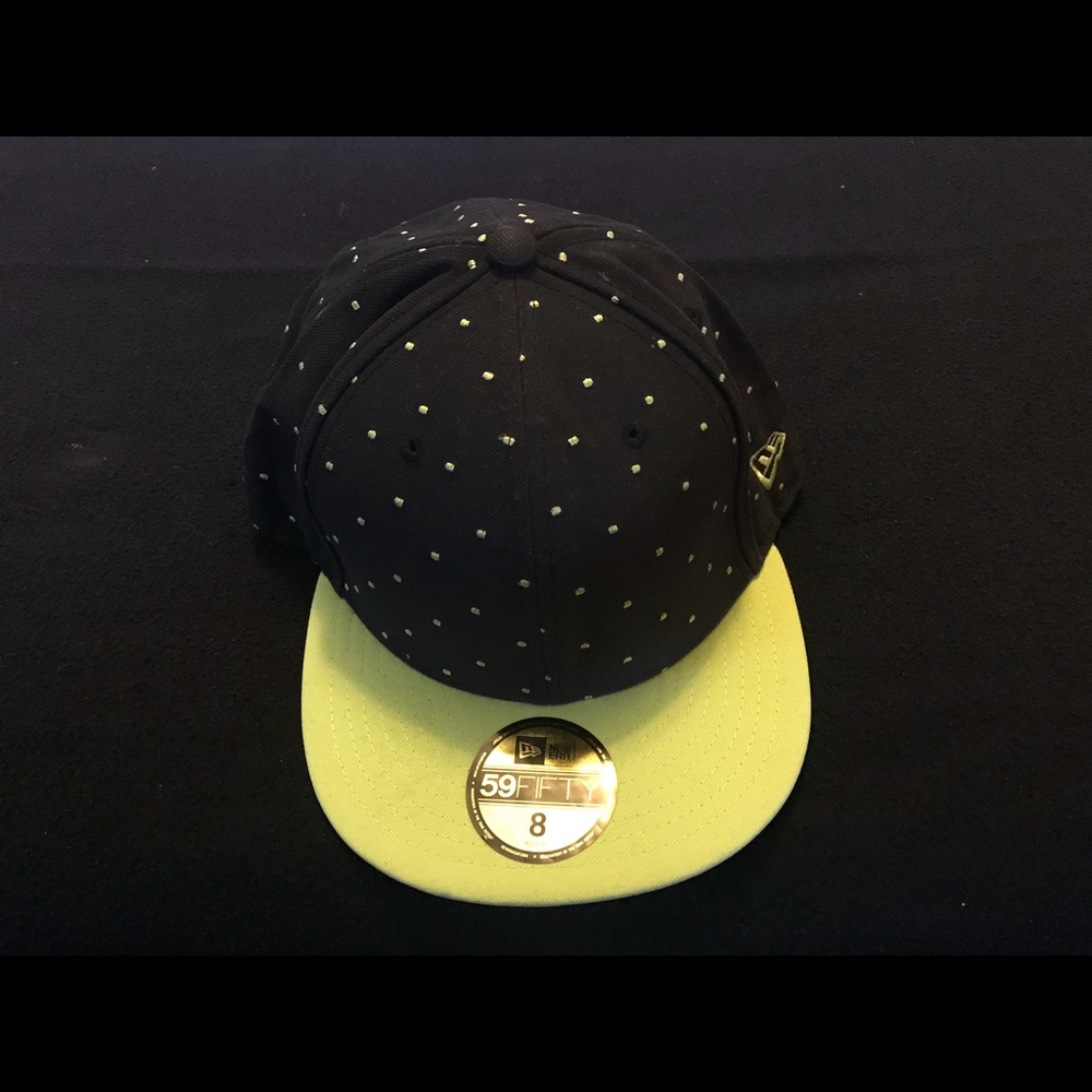 New Era Dots Hat size 8